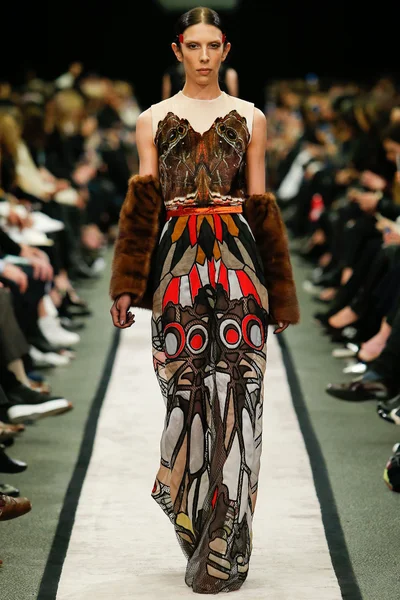 Look 44